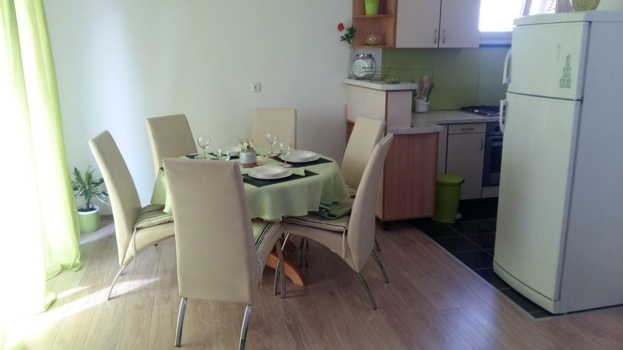 Apartment Ilina Vodice Eksteriør bilde