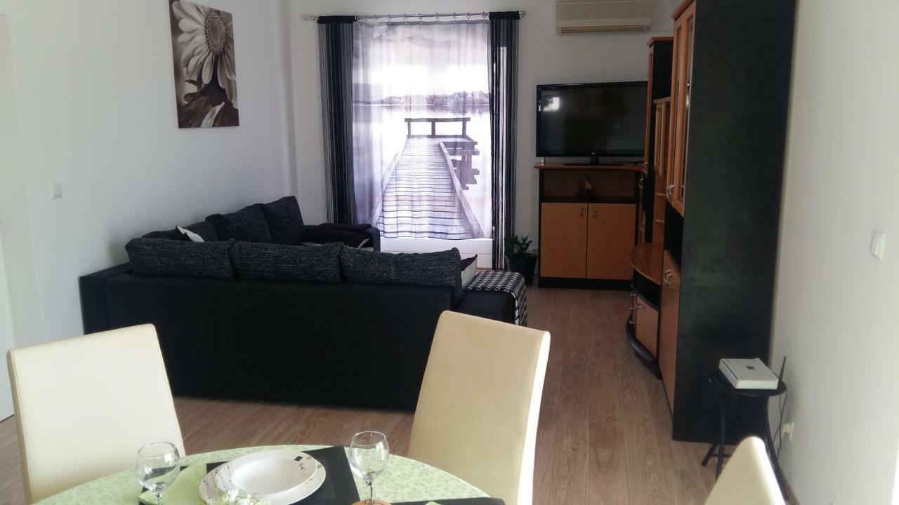 Apartment Ilina Vodice Eksteriør bilde