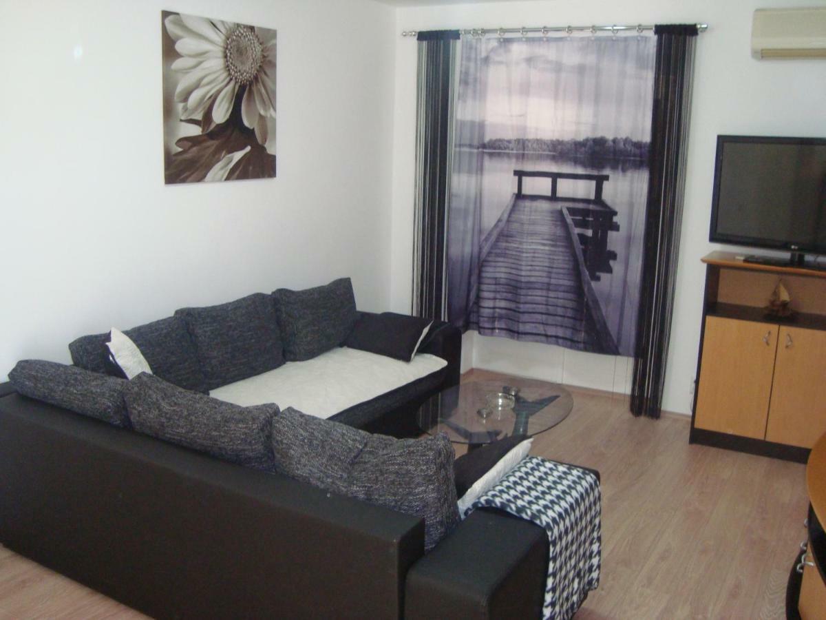 Apartment Ilina Vodice Eksteriør bilde